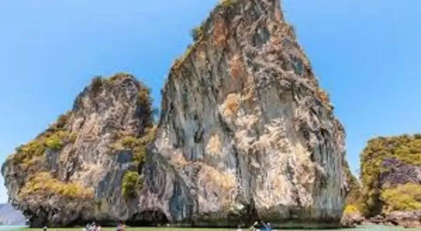 Jame Bond, Panyee Island, Hong Island and Naka Island by Speedboat From Phuket