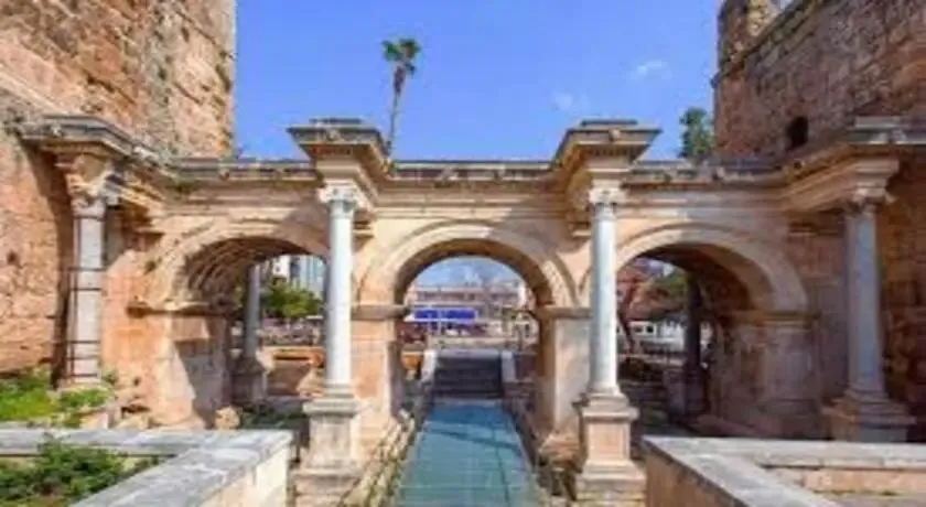 Antalya City Tour with Cable Car and Waterfalls