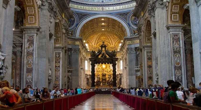 Vatican-Museums-Sistine-Chapel-with-St-Peter's-Basilica-Tour