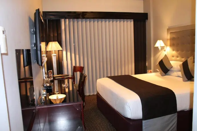 broadway-hotel