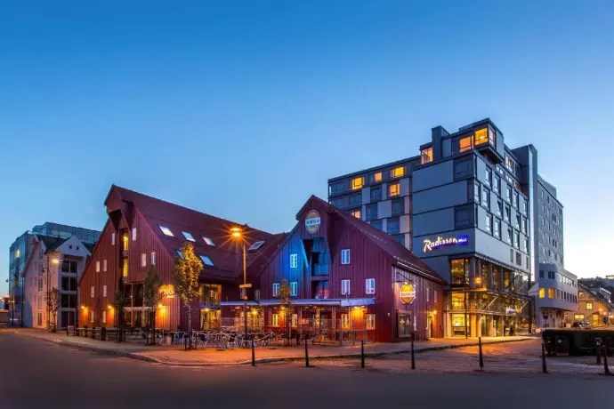 Tromso 10 Nights Package