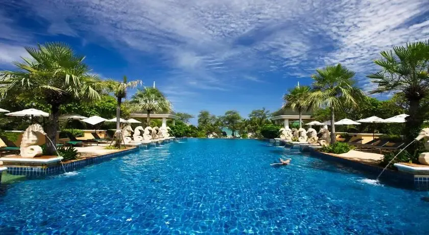 (Phuket Grace Land Resort and Spa) Similar